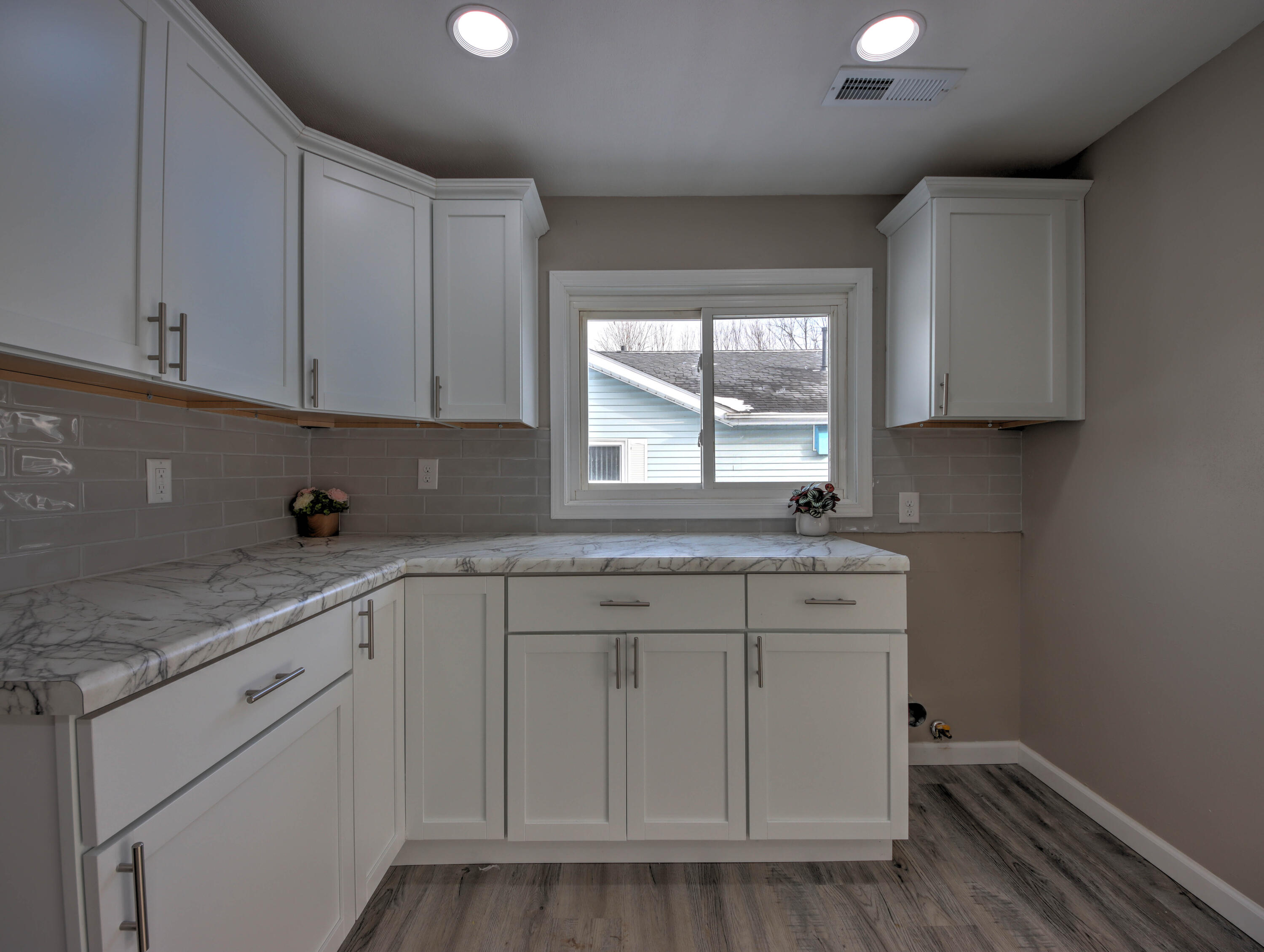 1663 Stone Lake Drive La Porte, IN 46350 - Photo 10 of 22 3000x2259