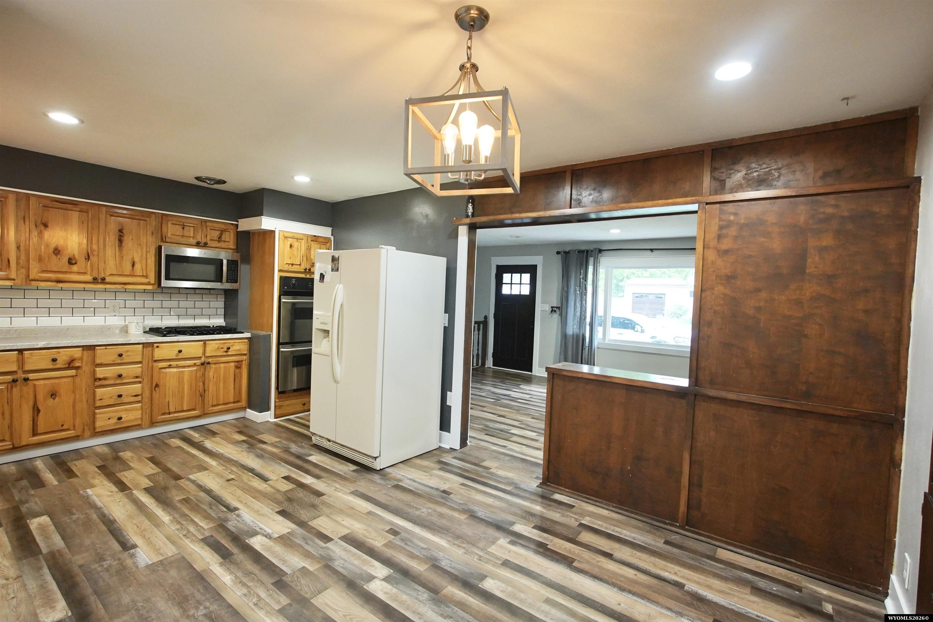 3044 Bruhn Way Casper, WY 82609 - Photo 5 of 28