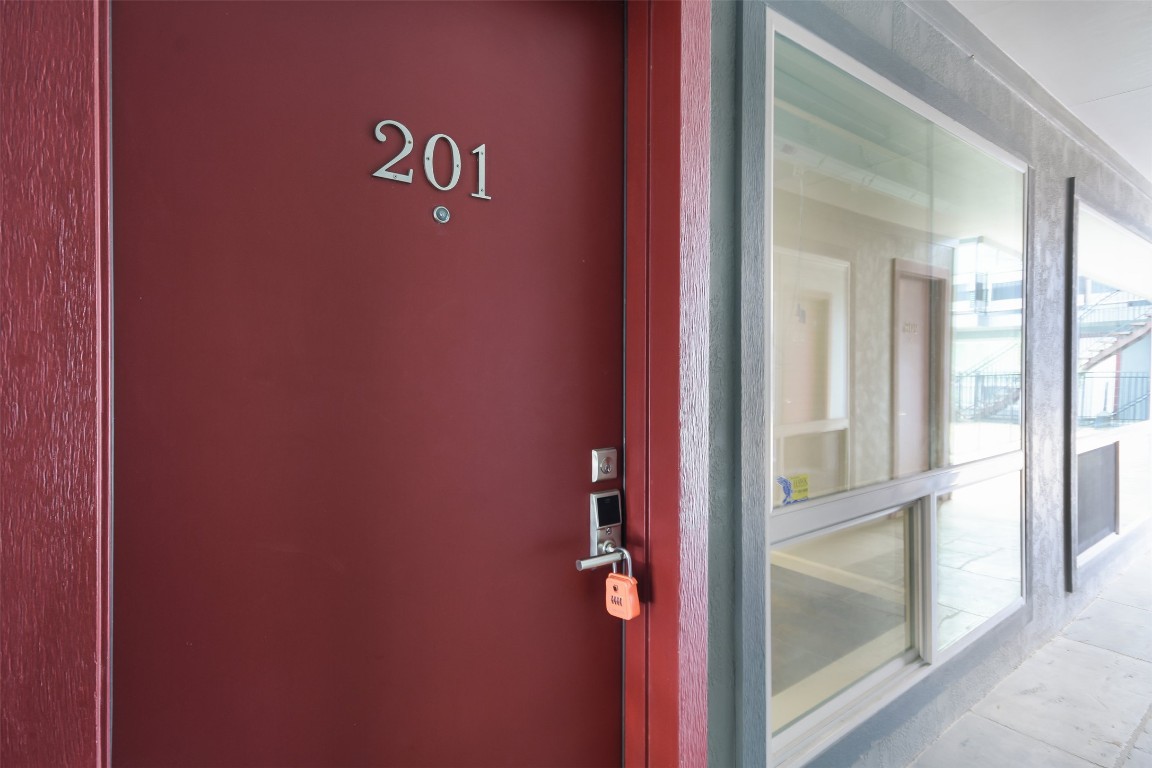 3110 Red River Street, Unit 201 Austin, TX 78705 - Photo 6 of 30