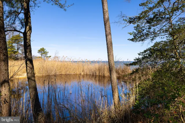 $299,000 | 67 Stern Way, Montross, VA 22520