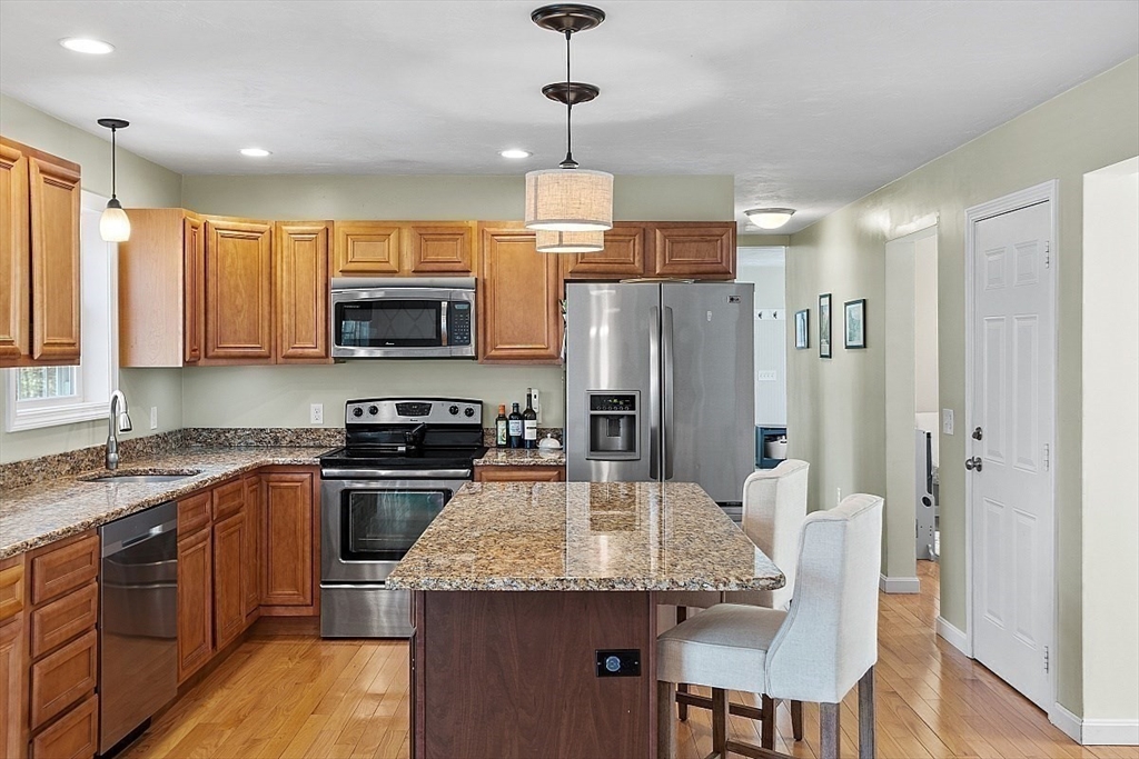 63 Murray Road Ashburnham, MA 01430 - Photo 9 of 37