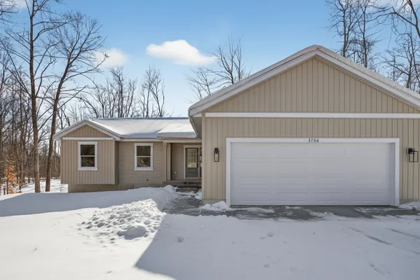 $399,900 | 3706 Country Court, Allegan, MI 49010