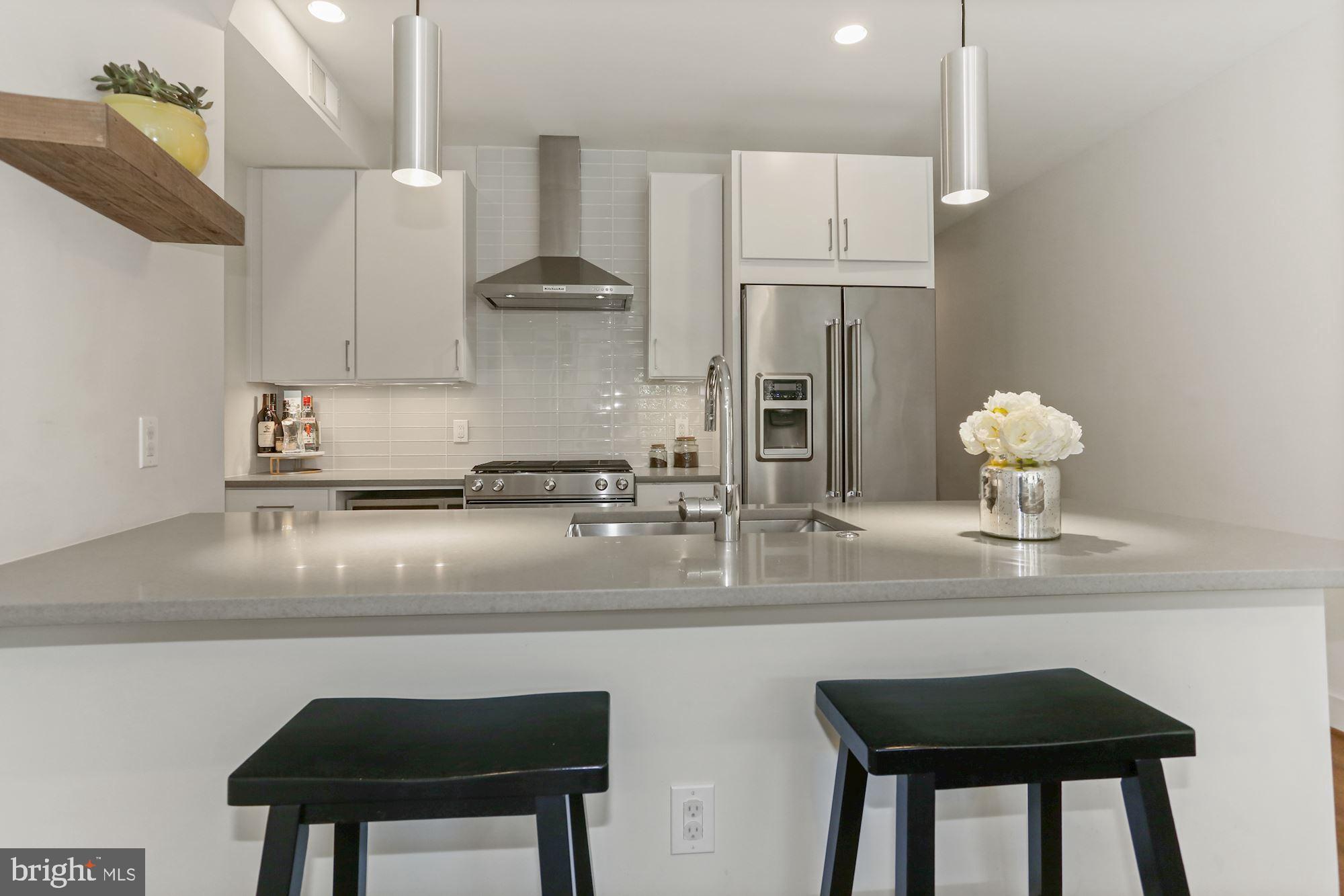2337 Champlain Street Northwest, Unit 104 Washington, DC 20009 - Photo 16 of 80 Breakfast Bar - Perfect for Casual Dining!