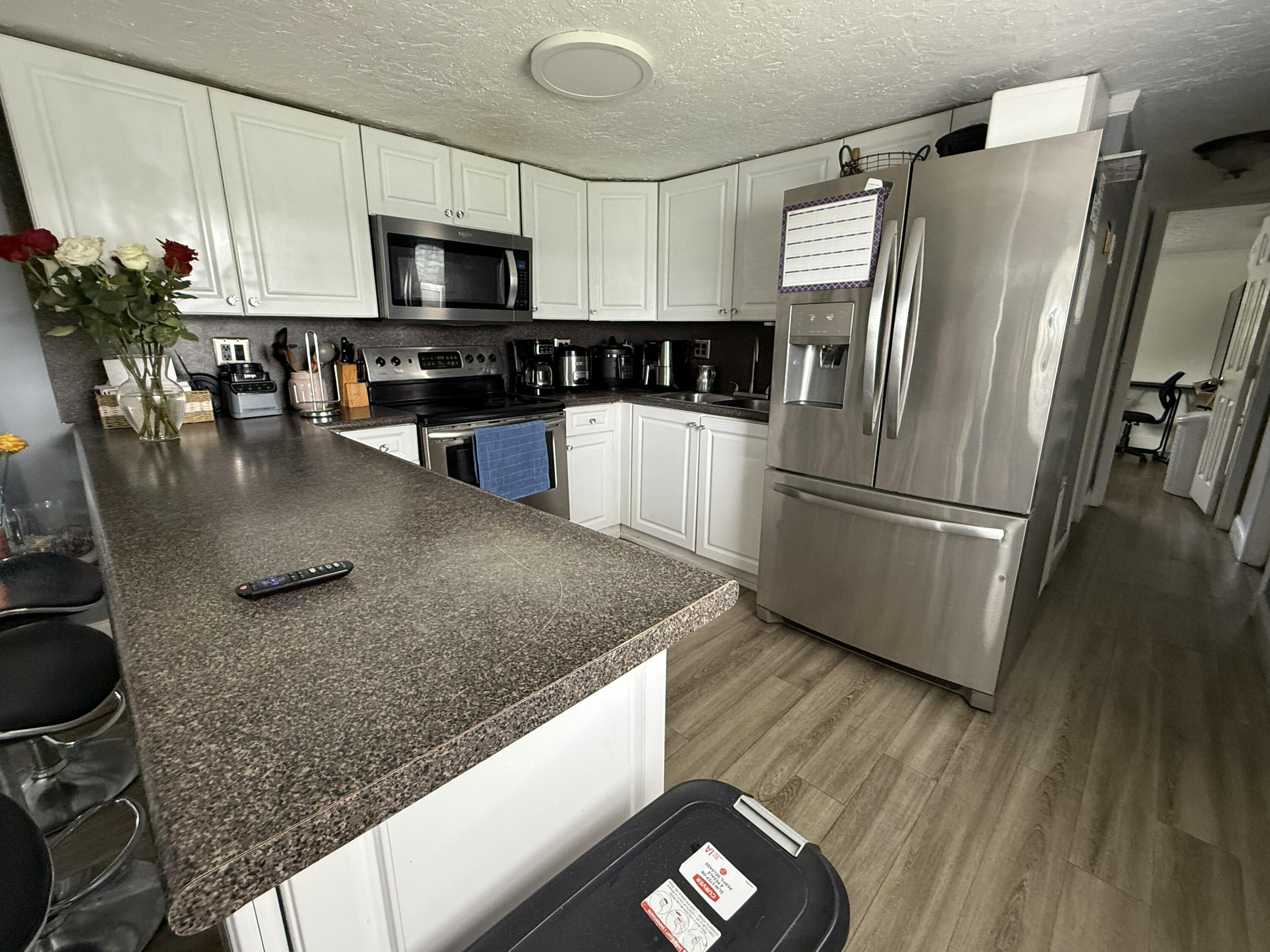 11201 Southwest 55th Street, Unit F16 Miramar, FL 33027 - Photo 6 of 24 kitchen