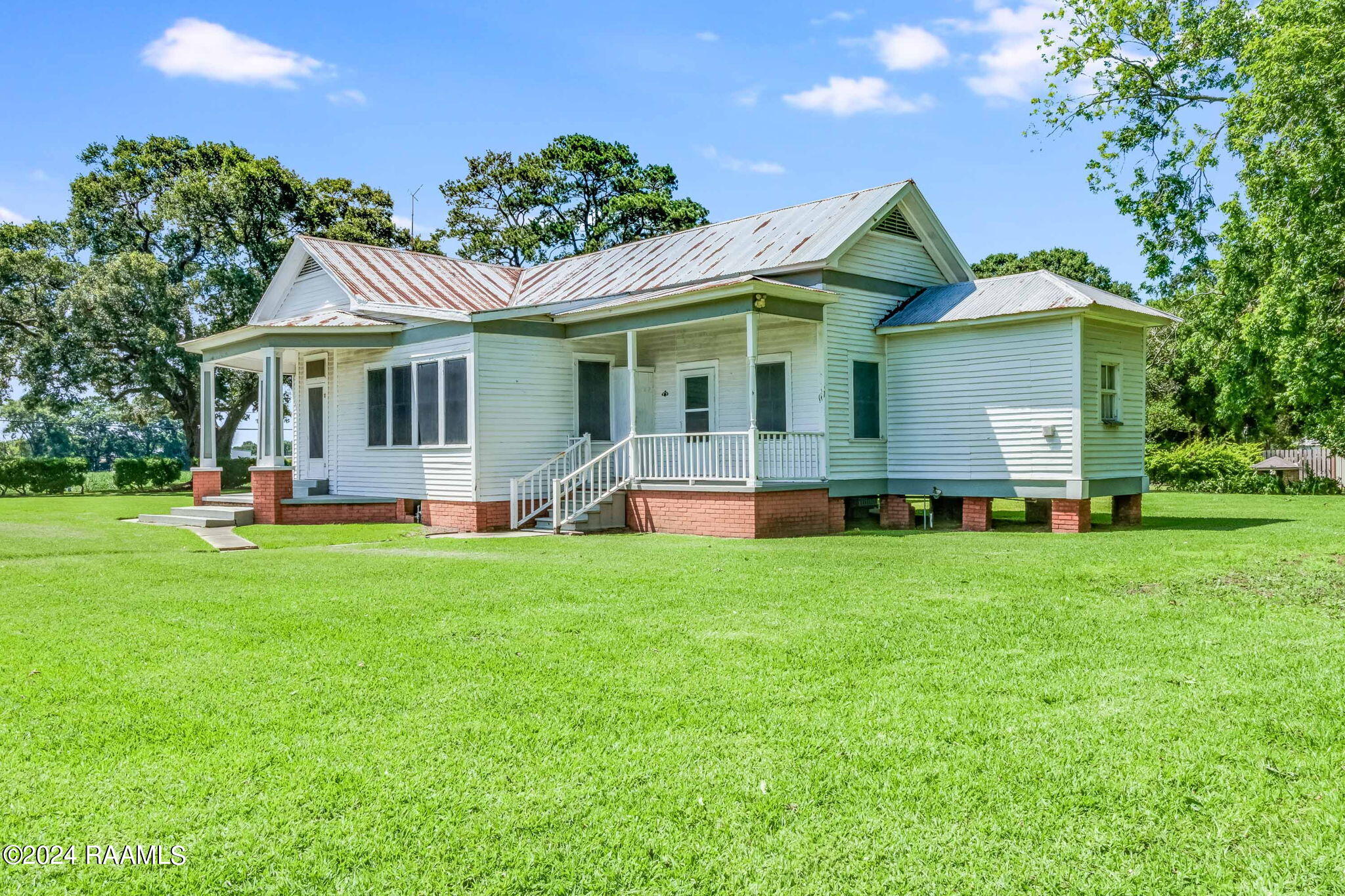 126 North Eola Road Broussard, LA 70518 - Photo 10 of 12 126 N Eola Road