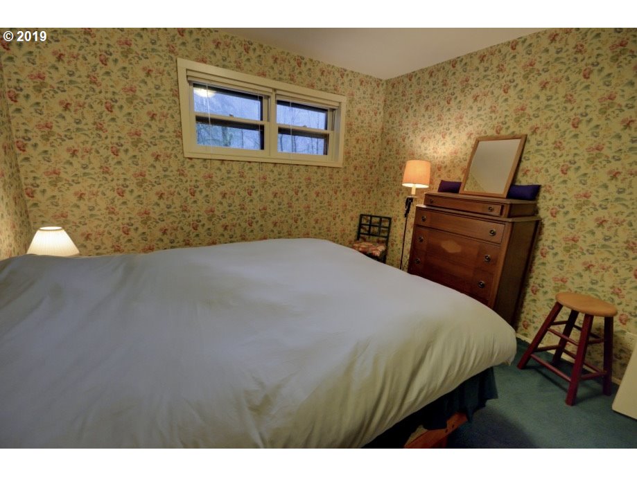 26105 East Henry Creek Road, Unit 21 Rhododendron, OR 97049 - Photo 18 of 32 Gallery Image 18