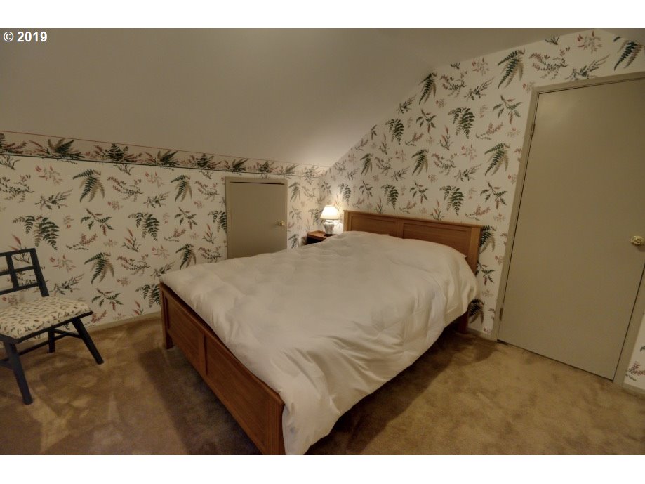 26105 East Henry Creek Road, Unit 21 Rhododendron, OR 97049 - Photo 20 of 32 Gallery Image 20
