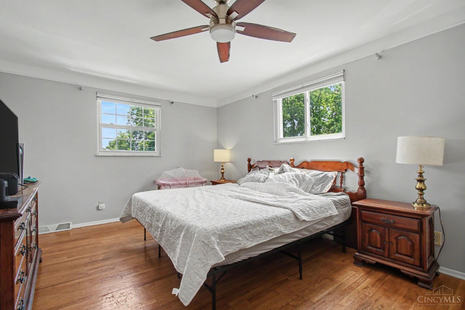 8493 Cheviot Road Cincinnati, OH 45247 - Photo 8 of 29