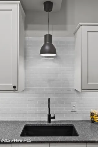 $1,500 | 304 North Front Street, Unit J, Wilmington, NC 28401