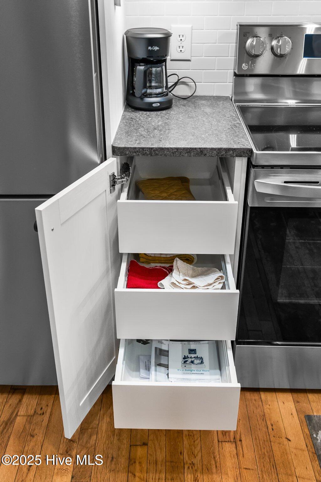 304 North Front Street, Unit J Wilmington, NC 28401 - Photo 16 of 50 33-web-or-mls-BTS07342