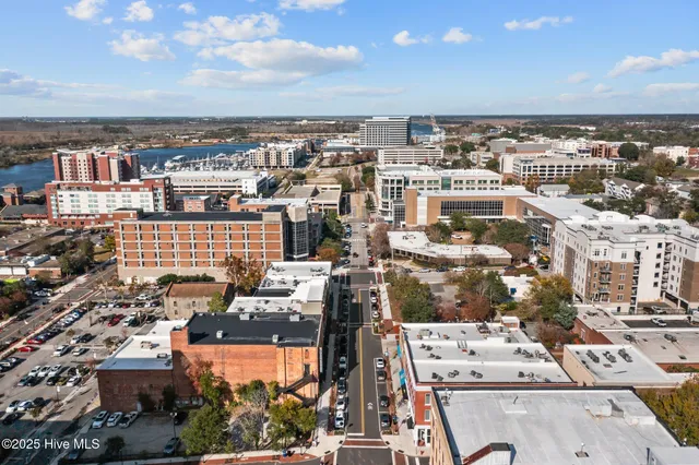 $1,500 | 304 North Front Street, Unit J, Wilmington, NC 28401