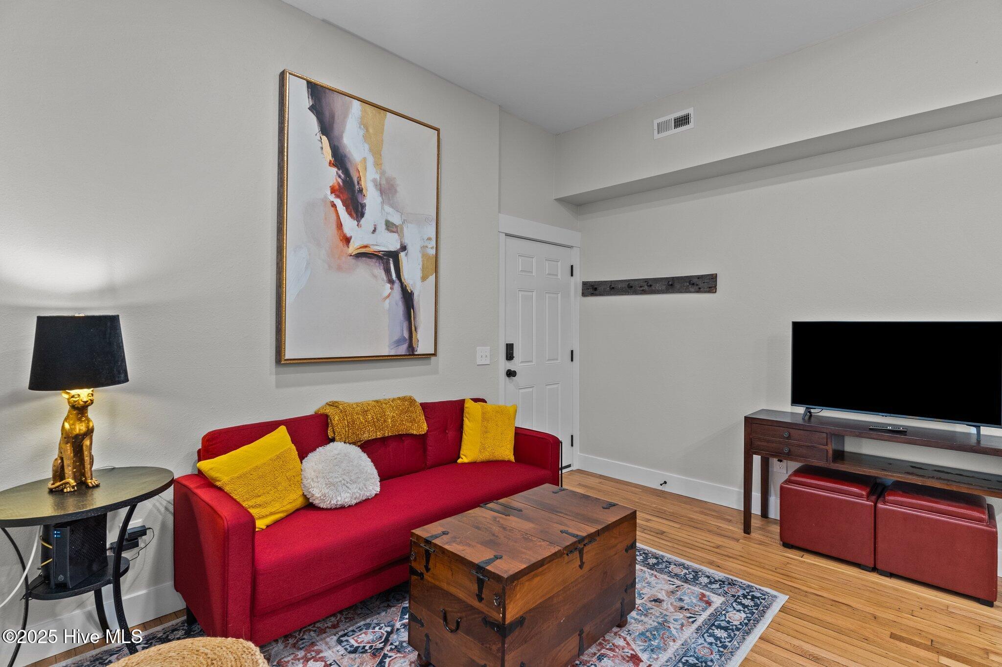 304 North Front Street, Unit J Wilmington, NC 28401 - Photo 9 of 50 18-web-or-mls-BTS07302