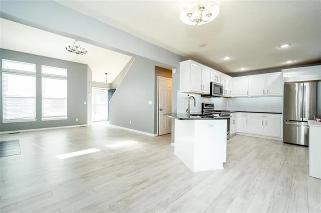 $339,000 | 714 East 125th Street, Kansas City, MO 64146