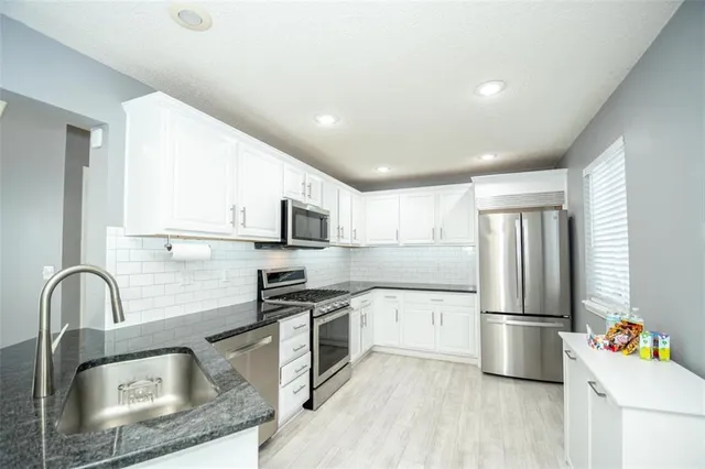 $339,000 | 714 East 125th Street, Kansas City, MO 64146