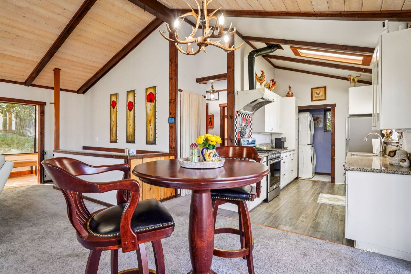 52440 Double View Drive Idyllwild, CA 92549 - Photo 10 of 37 Dining Area