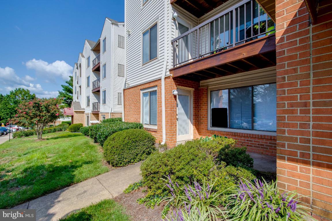 9565 Battery Heights Boulevard, Unit 101 Manassas, VA 20110 - Photo 2 of 32 NO STAIRS ACCESS