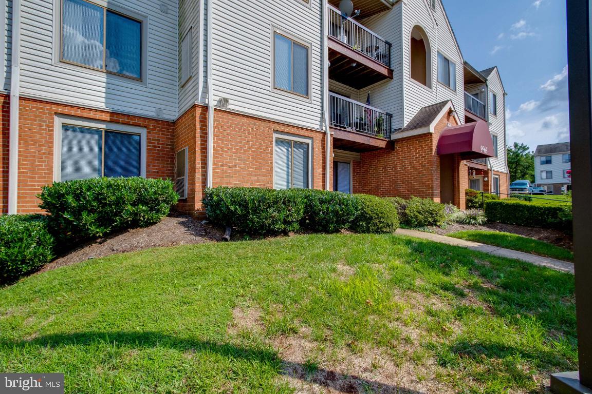 9565 Battery Heights Boulevard, Unit 101 Manassas, VA 20110 - Photo 3 of 32