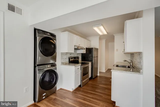 $1,900 | 9565 Battery Heights Boulevard, Unit 101, Manassas, VA 20110