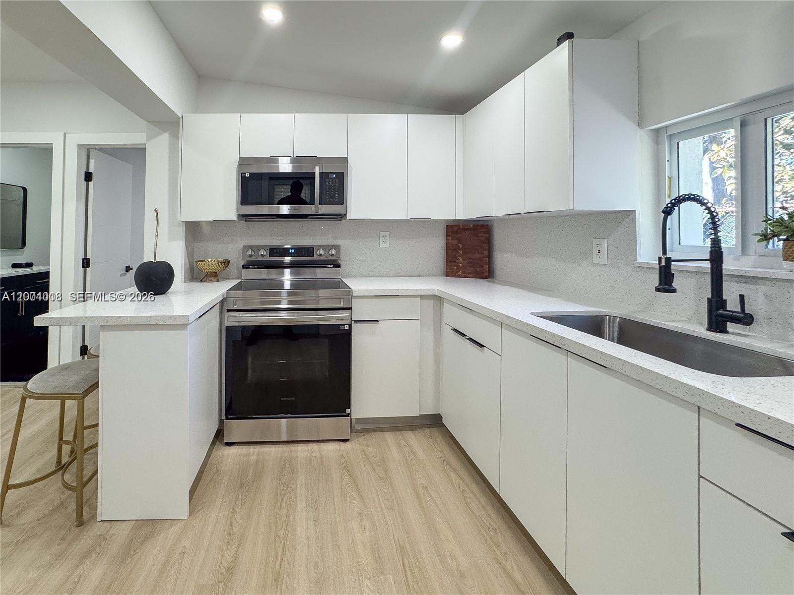2255 Northwest 60th Street Miami, FL 33142 - Photo 13 of 23