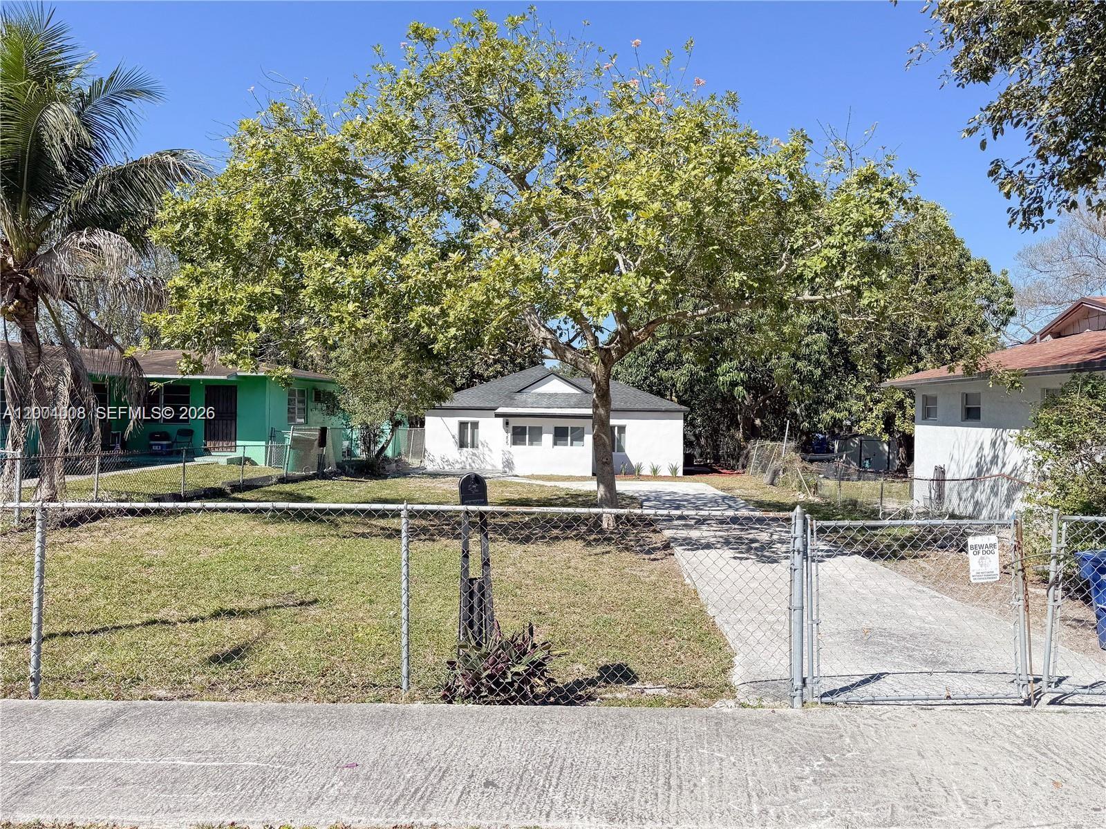 2255 Northwest 60th Street Miami, FL 33142 - Photo 2 of 23