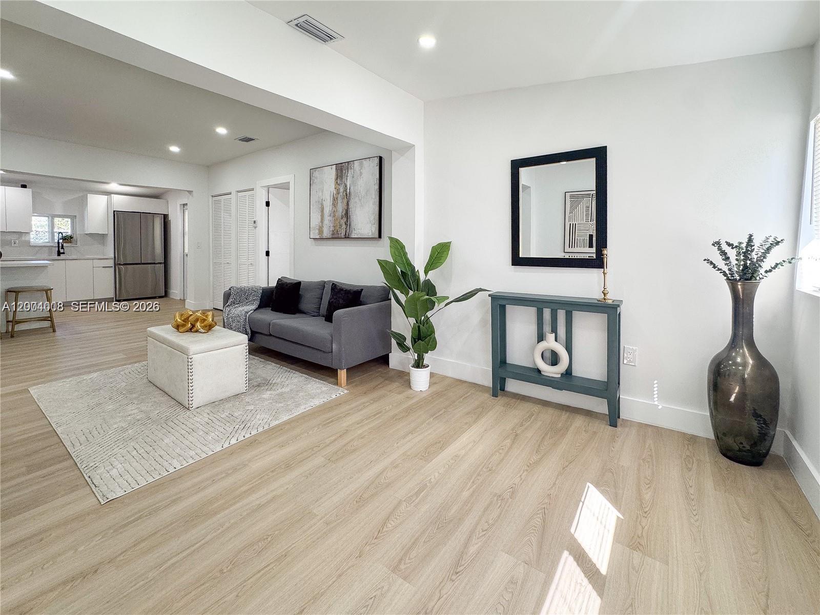 2255 Northwest 60th Street Miami, FL 33142 - Photo 4 of 23