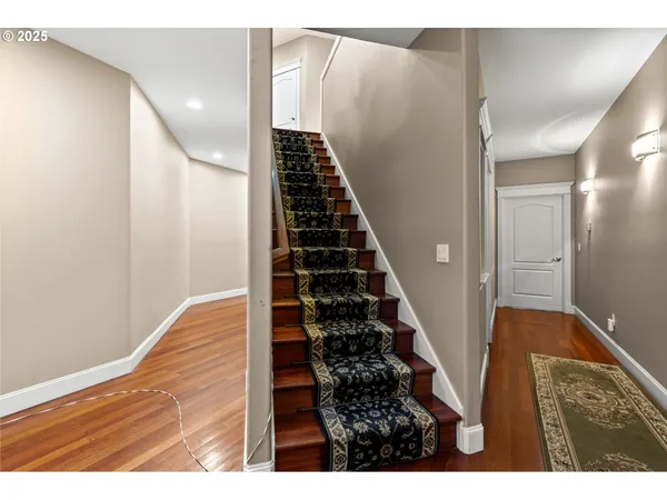 $875,000 | 3412 Northwest 1st Street, Gresham, OR 97030