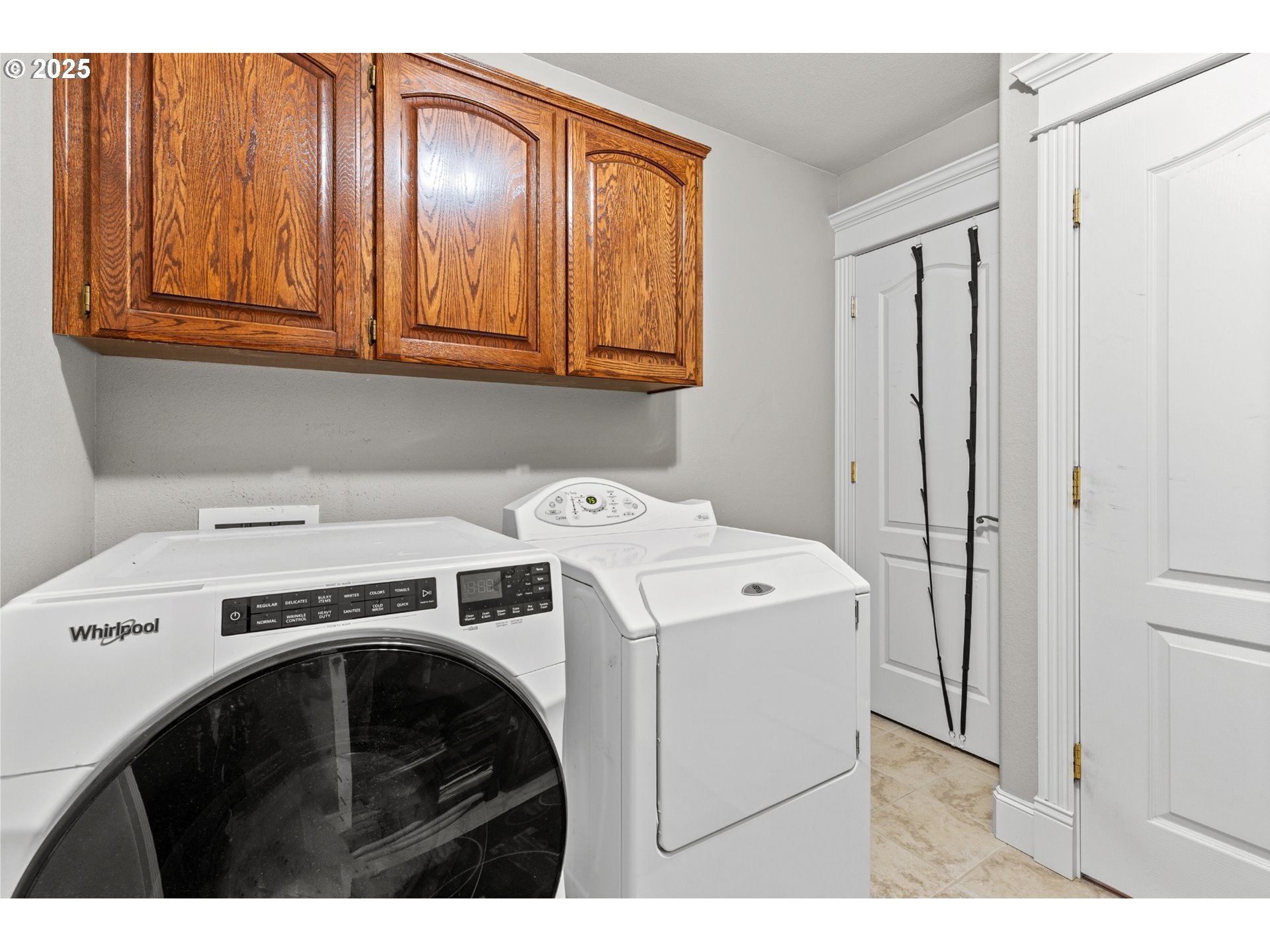 3412 Northwest 1st Street Gresham, OR 97030 - Photo 28 of 40 a utility room with dryer and washer