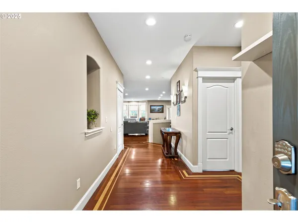 $875,000 | 3412 Northwest 1st Street, Gresham, OR 97030