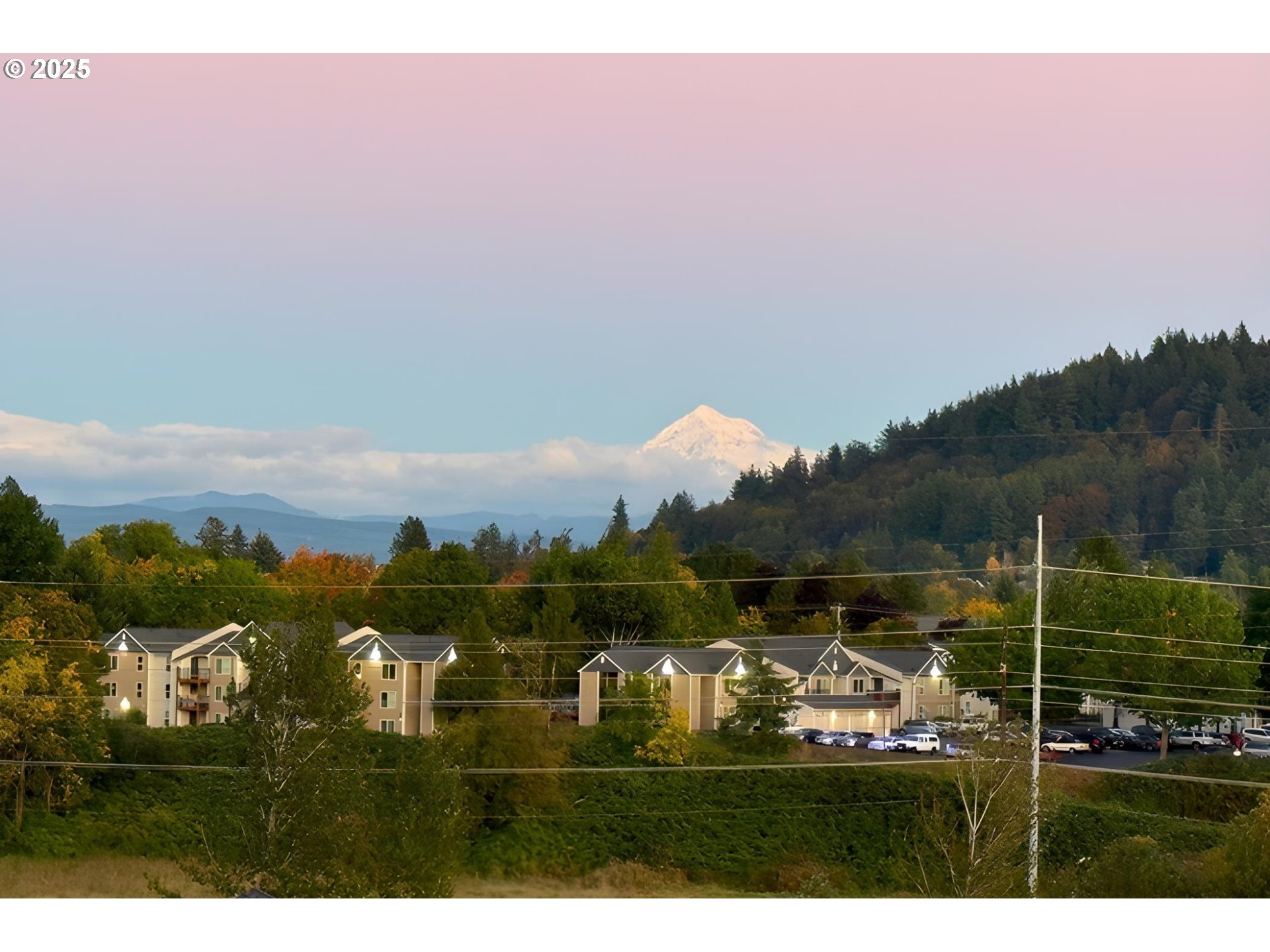 3412 Northwest 1st Street Gresham, OR 97030 - Photo 39 of 40 a view of lake and mountain