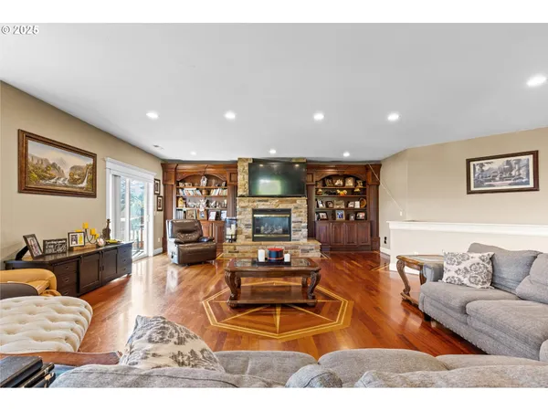 $875,000 | 3412 Northwest 1st Street, Gresham, OR 97030