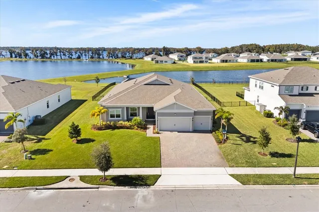 $949,900 | 4536 Cutwater Drive, Orlando, FL 32820