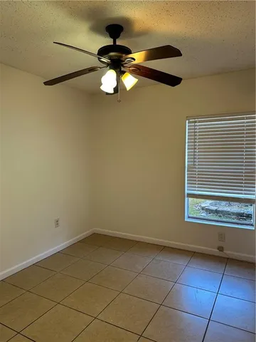 $1,700 | 525 Ridgewood Drive, Mandeville, LA 70471