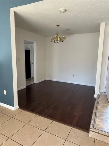 $1,700 | 525 Ridgewood Drive, Mandeville, LA 70471