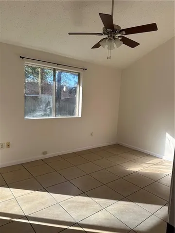 $1,700 | 525 Ridgewood Drive, Mandeville, LA 70471