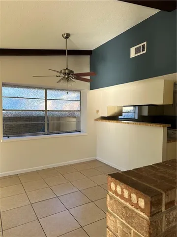 $1,700 | 525 Ridgewood Drive, Mandeville, LA 70471