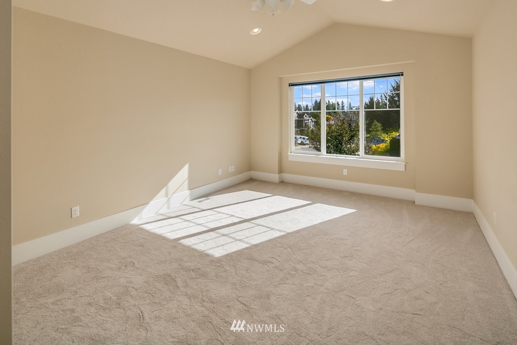 4212 Northeast 2nd Court Renton, WA 98059 - Photo 24 of 33 Gallery Image 24