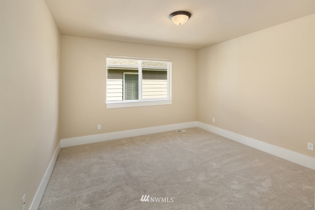 4212 Northeast 2nd Court Renton, WA 98059 - Photo 28 of 33 Gallery Image 28