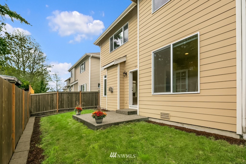 4212 Northeast 2nd Court Renton, WA 98059 - Photo 33 of 33 Gallery Image 33