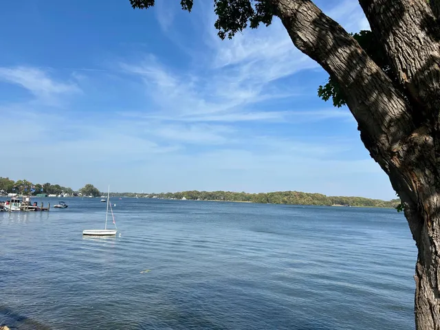 $1,495,000 | 45 Lakeview Avenue, Tonka Bay, MN 55331