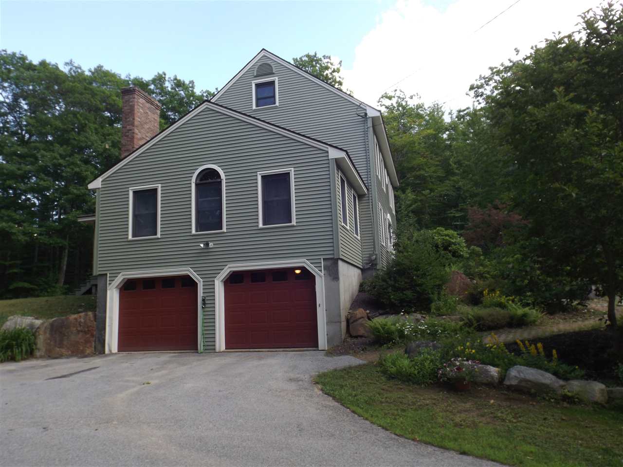 55 South Bow Road Bow, NH 03304 - Photo 2 of 35