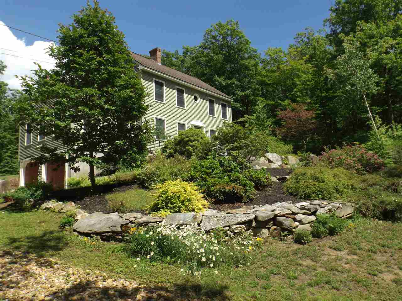 55 South Bow Road Bow, NH 03304 - Photo 4 of 35