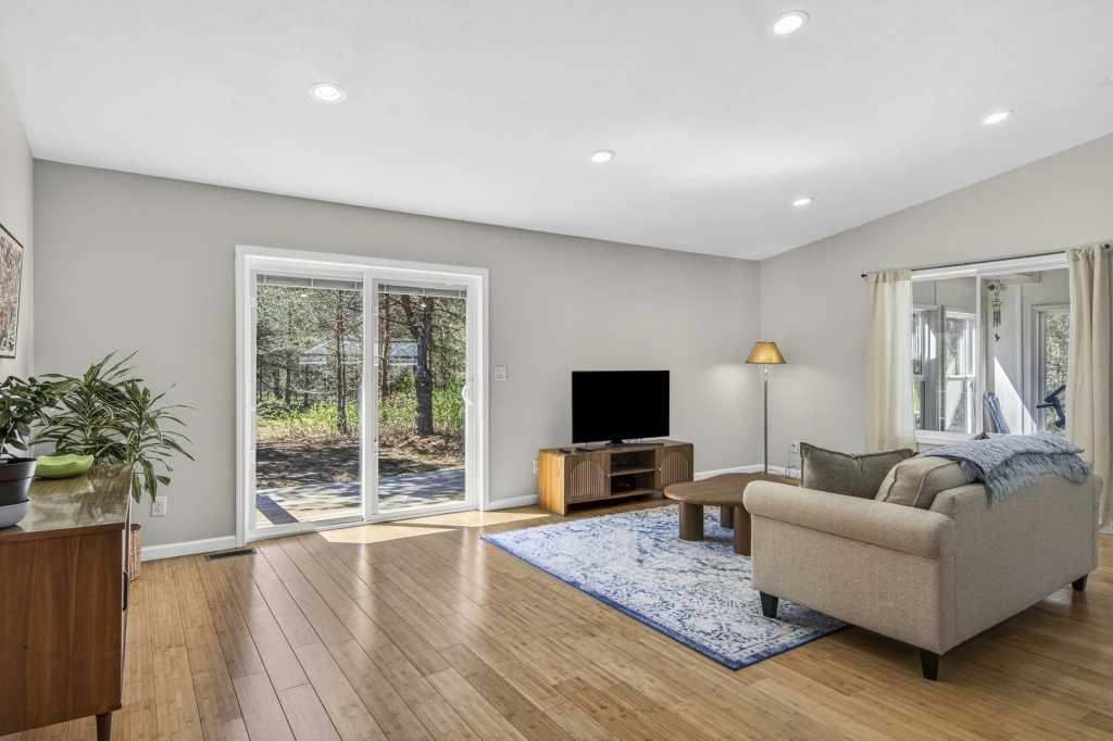 17679 Fewins Road Interlochen, MI 49643 - Photo 6 of 35 1945443-e6fbbaa9-4e67-49fd-bcab-2538cfd62065.JPG