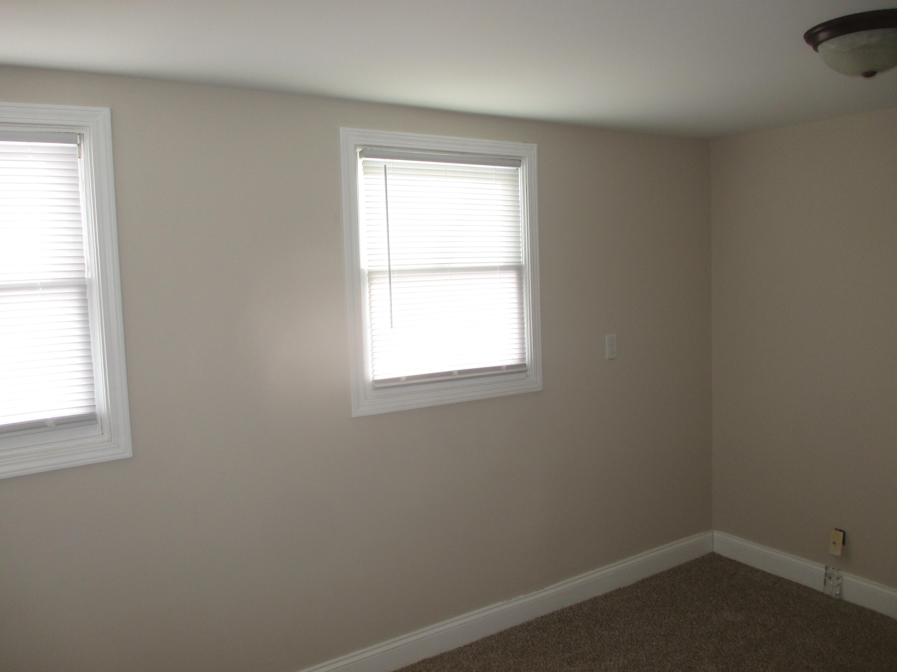 3967 Willow Street Hobart, IN 46342 - Photo 2 of 12 3000x2250