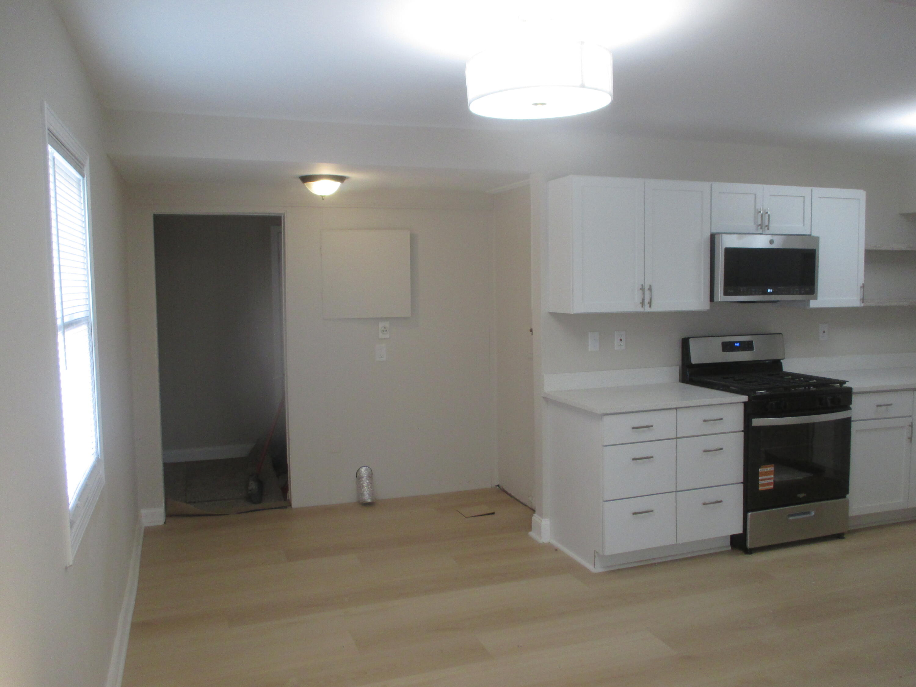 3967 Willow Street Hobart, IN 46342 - Photo 4 of 12 3000x2250