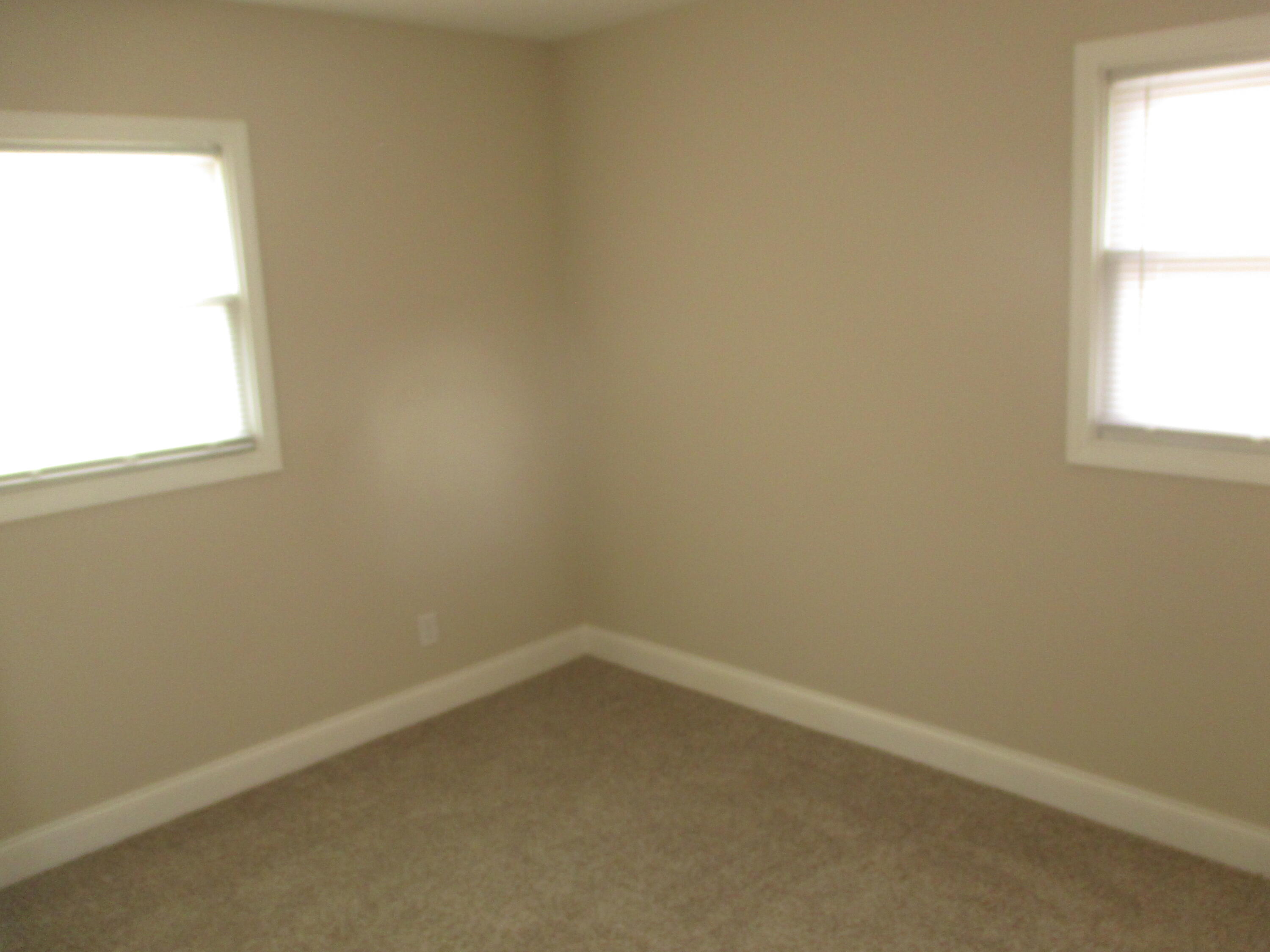 3967 Willow Street Hobart, IN 46342 - Photo 7 of 12 3000x2250