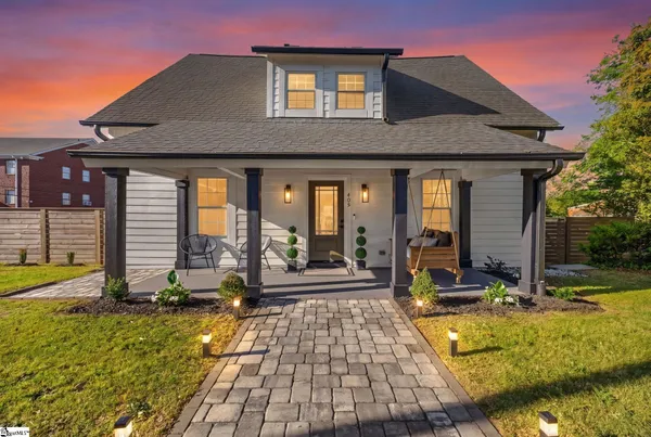 $489,900 | 405 Pennsylvania Avenue, Greer, SC 29650