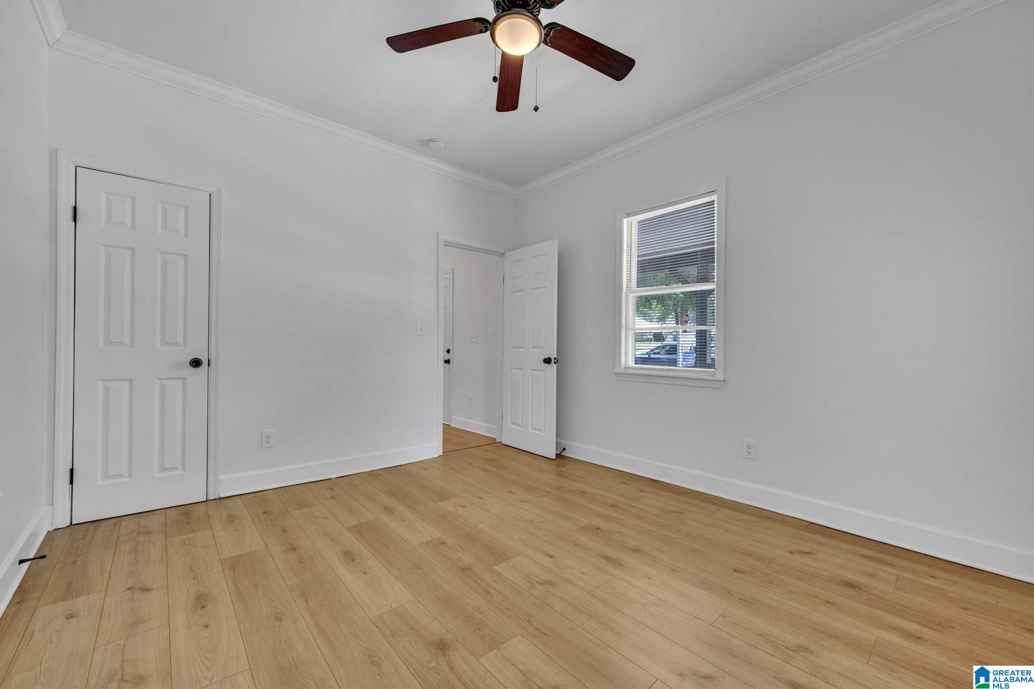 210 East Spring Street Sylacauga, AL 35150 - Photo 26 of 35