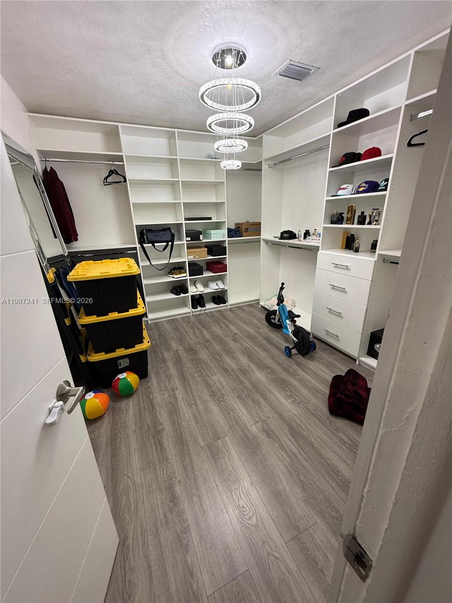 502 Northeast 163rd Street Miami, FL 33162 - Photo 11 of 16