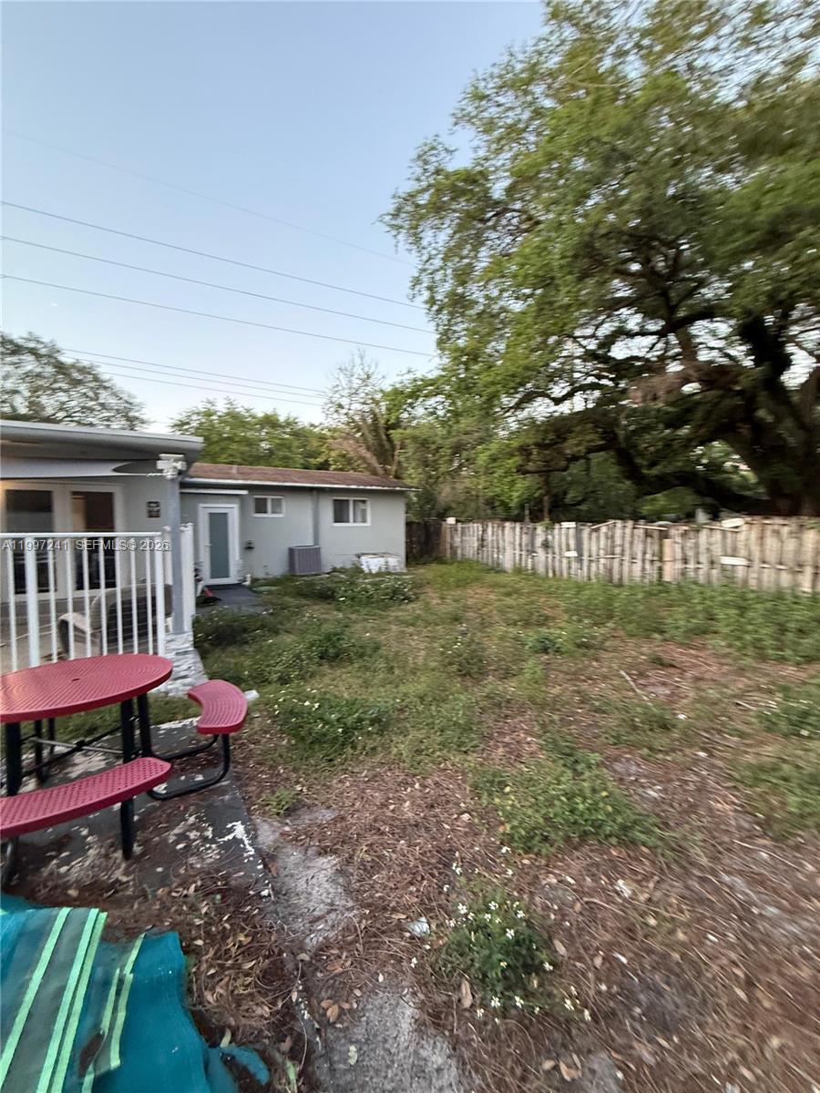 502 Northeast 163rd Street Miami, FL 33162 - Photo 3 of 16