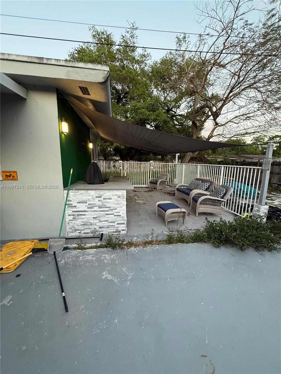 502 Northeast 163rd Street Miami, FL 33162 - Photo 4 of 16